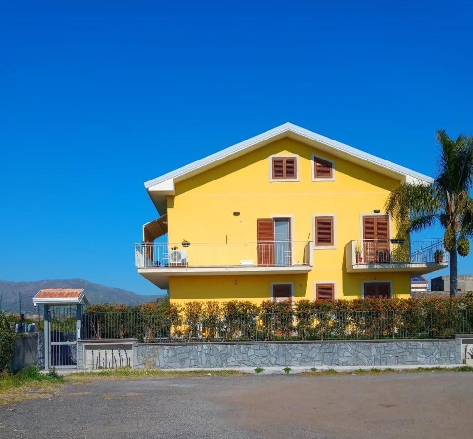 菲乌梅弗雷多·迪·希西尔Yellow House公寓 外观 照片